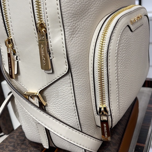Michael Kors Jaycee Medium Pebbled Leather Backpack
Light Cream - Picture 14 of 16